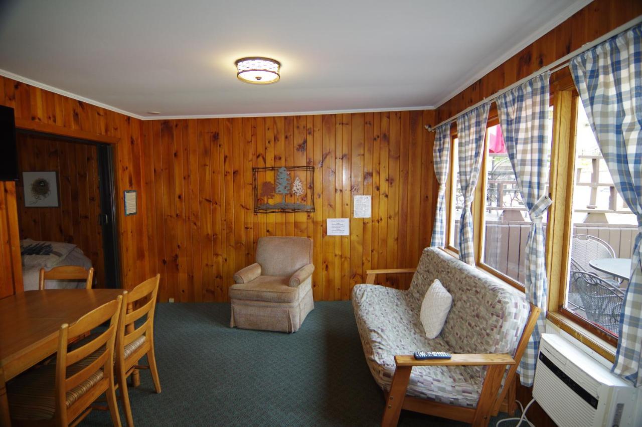 Cramers Point Lake Breeze Lake George Exterior photo