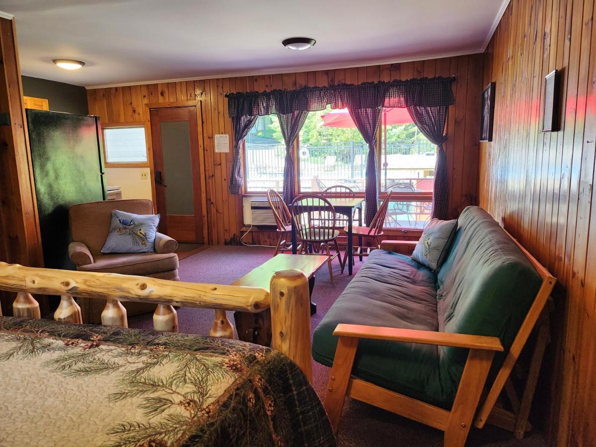 Cramers Point Lake Breeze Lake George Exterior photo