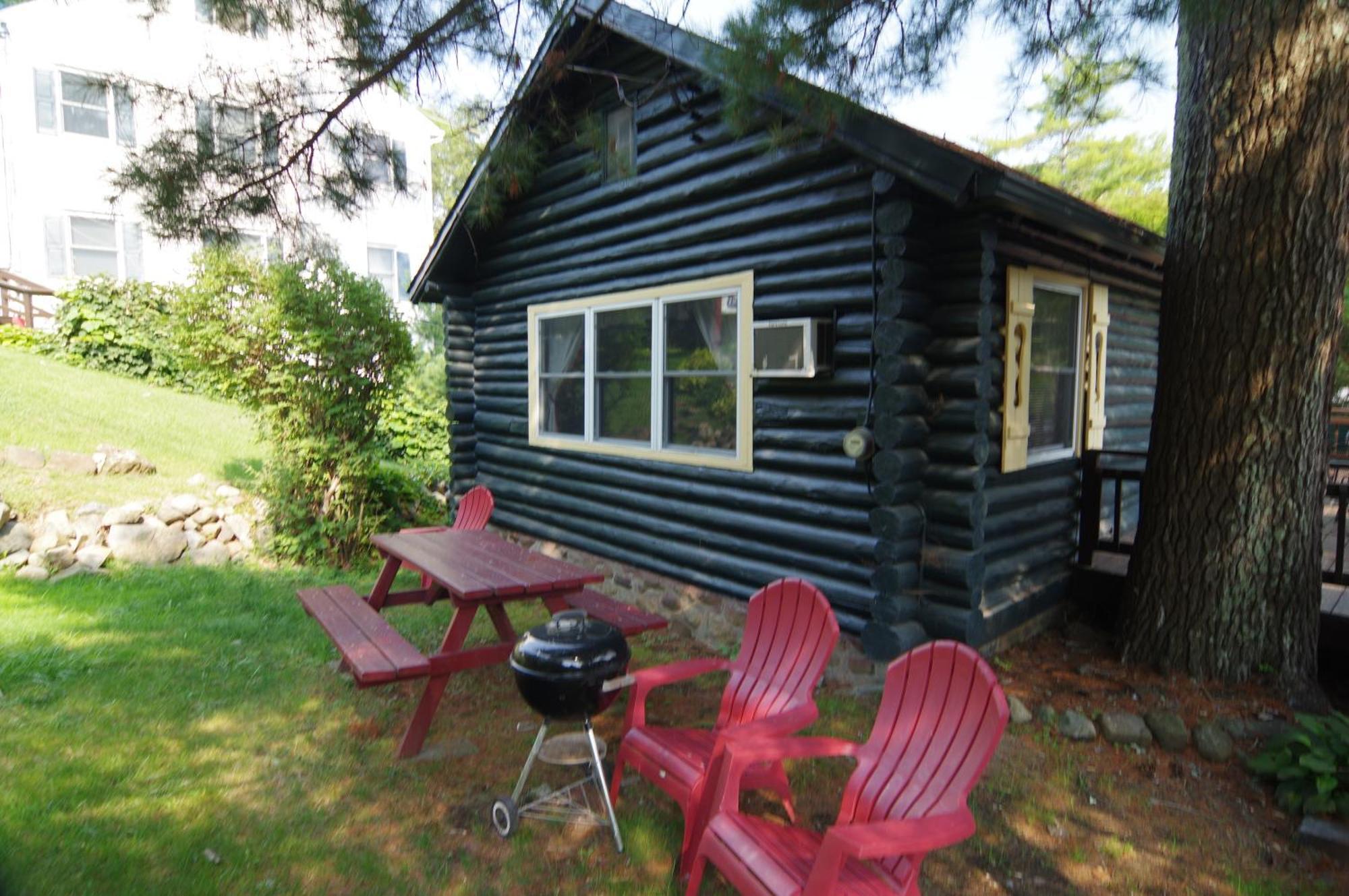 Cramers Point Lake Breeze Lake George Exterior photo