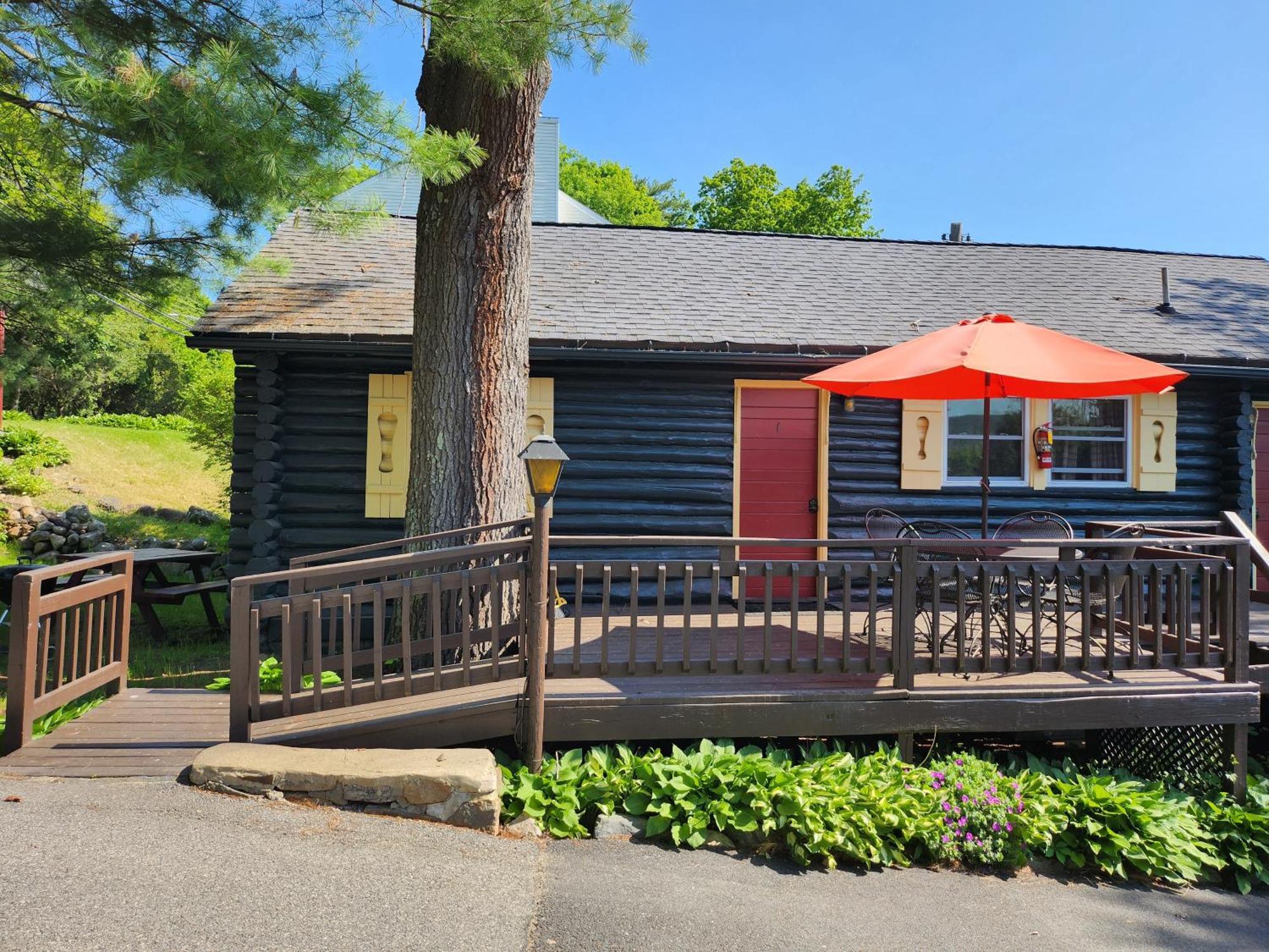 Cramers Point Lake Breeze Lake George Exterior photo